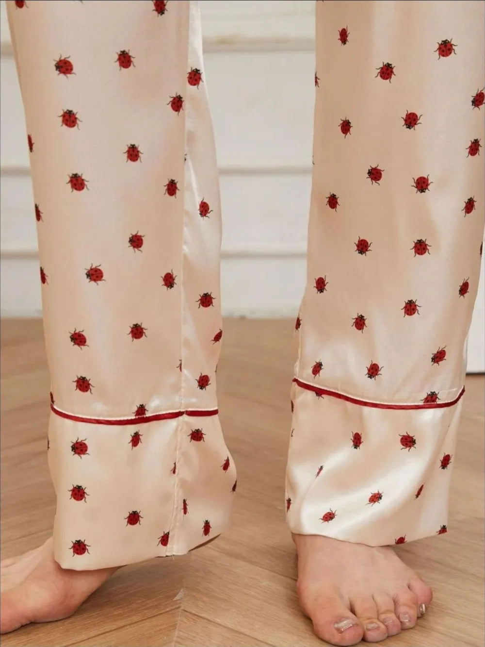 Women's Pyjama Set - Top & Trousers - Polka Dot
