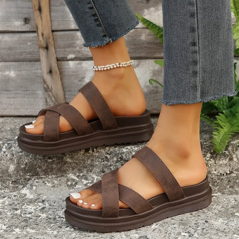 Women's Crisscross Leather Flat Sandal