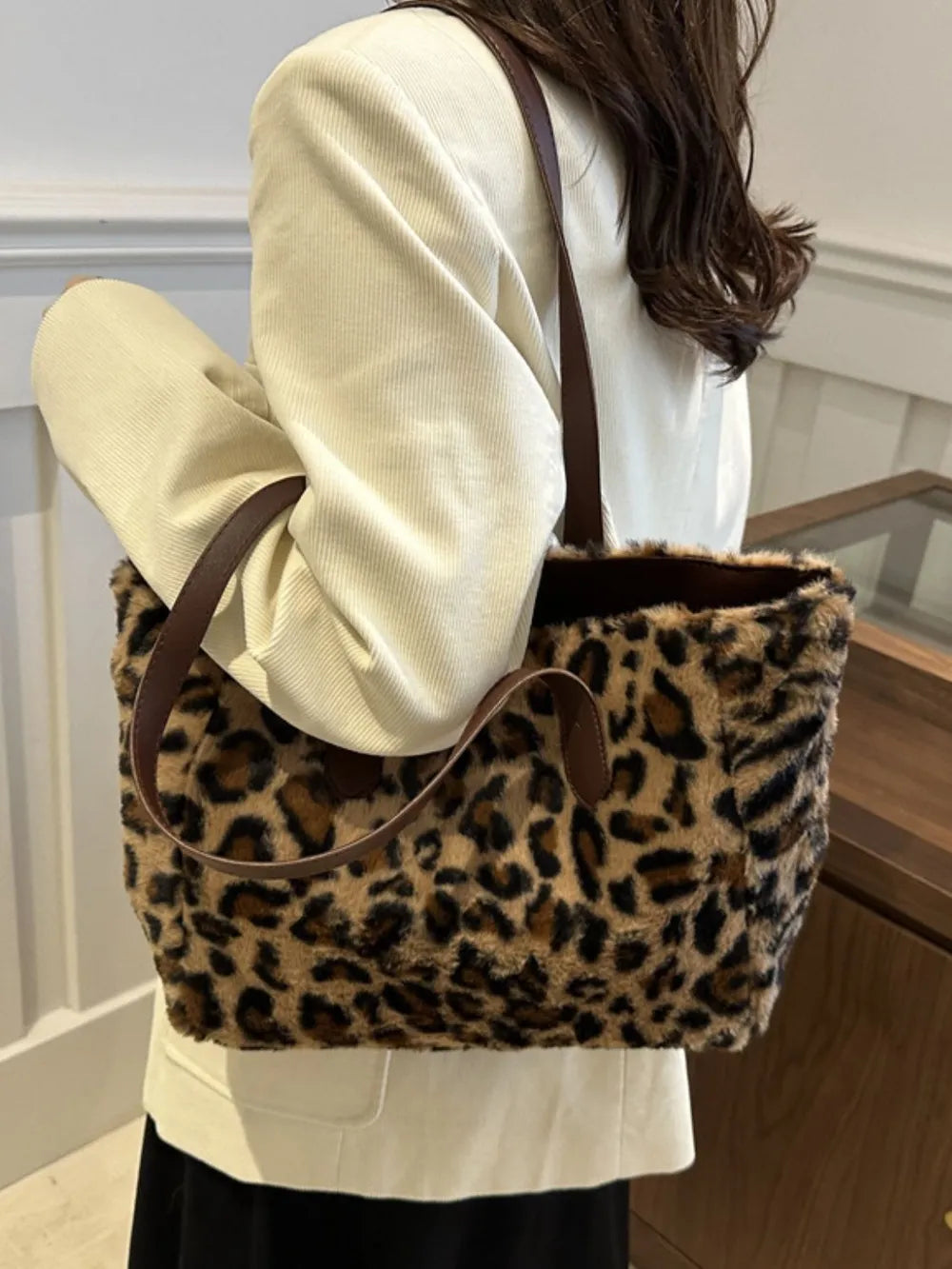 Leopard Fluffy Tote Bag