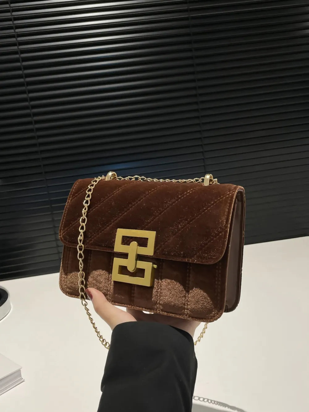 Chain Shoulder Bag
