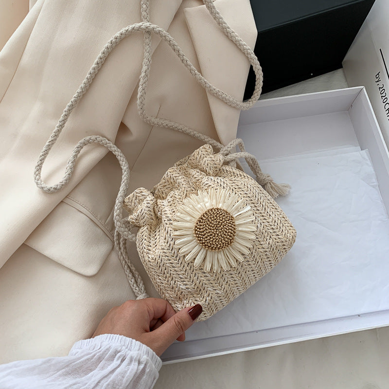 Women's Straw Handbag