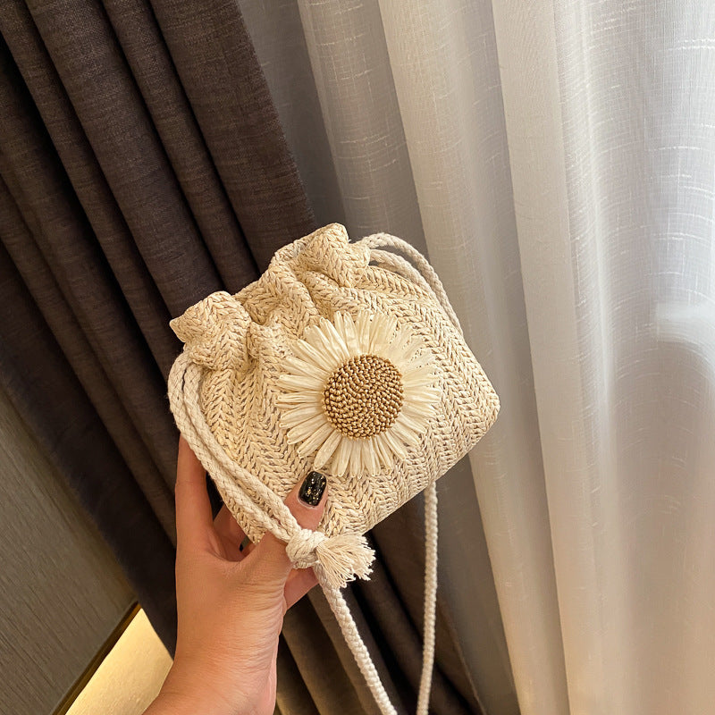 Women's Straw Handbag