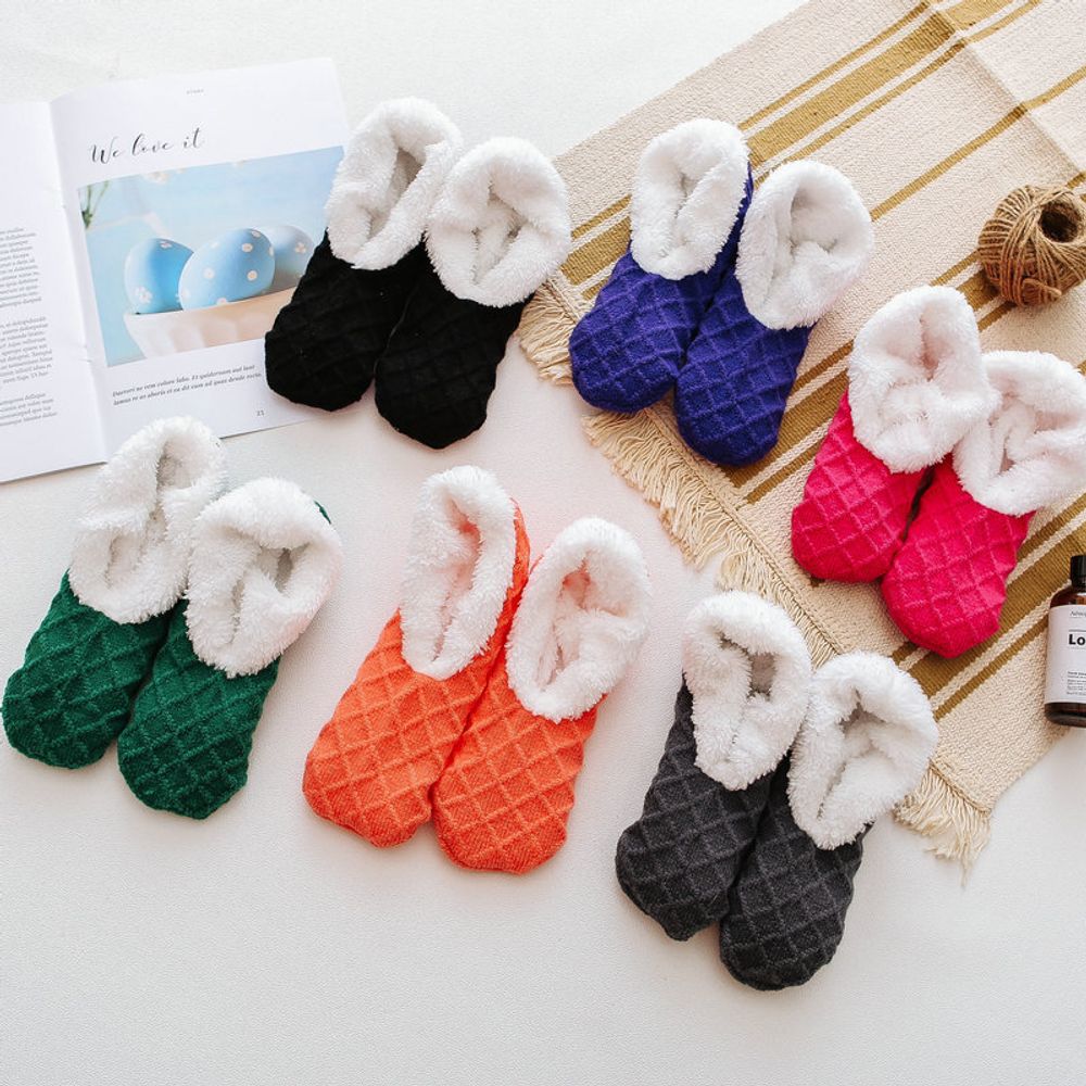 Winter Home Slippers Women Floor Shoes Indoor Socks Shoes Warm Woolen Ladies Plush Soft Comfortable Winter Slippers Pantoffels