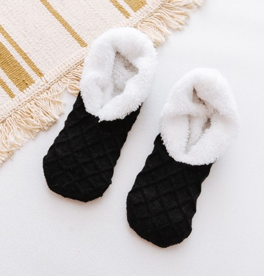 Winter Home Slippers Women Floor Shoes Indoor Socks Shoes Warm Woolen Ladies Plush Soft Comfortable Winter Slippers Pantoffels