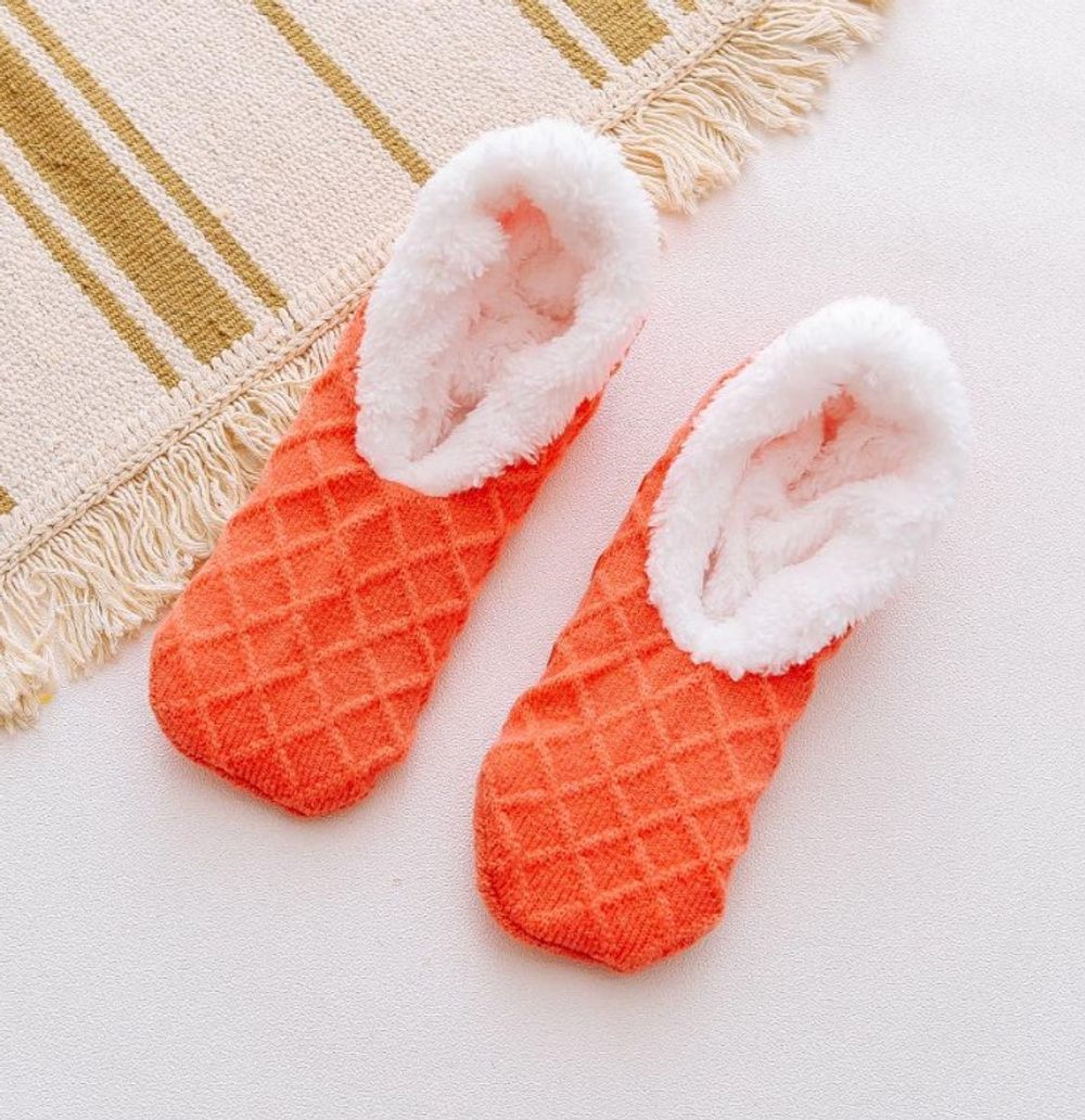 Winter Home Slippers Women Floor Shoes Indoor Socks Shoes Warm Woolen Ladies Plush Soft Comfortable Winter Slippers Pantoffels