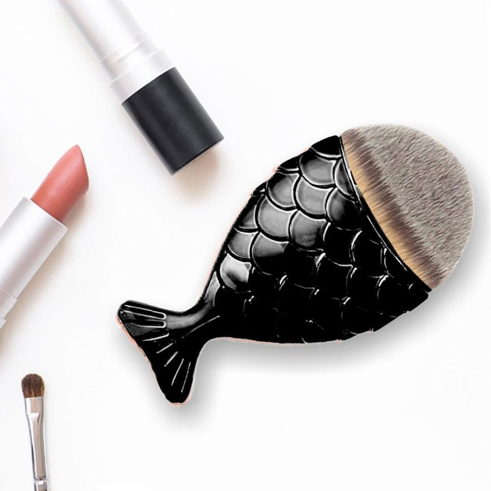 Envie Soft Nylon Hair Unique Mermaid Make Up Brush for Professional and Home Use